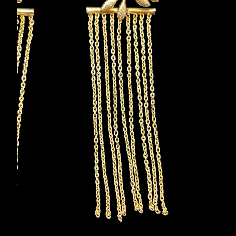 SHASHI Geranium Floral Gold-tone Plated Dangling Chain Post Earring - Picture 12 of 15